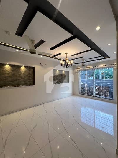 5 Marla Brand New House For Rent