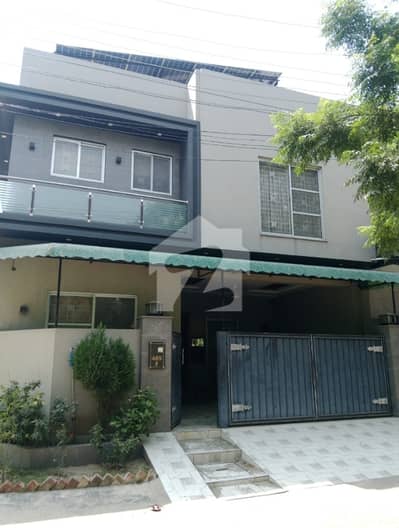 6 MARLA SOLLAR INSTALLED FULL FERNISHED HOUSE 40 FT ROAD PRIME LOCATION LUXURY CORNOR HOUSE FOR SALE IN JUBILEE TOWN LAHORE BLOCK F