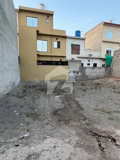 5 Marla Plot for Sale in Overseas Block, Park View City Lahore