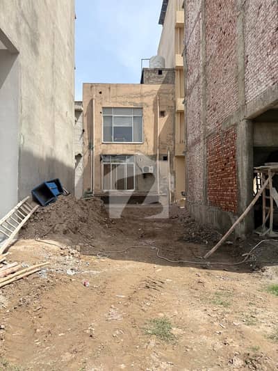 پارک ویو سٹی - براڈوے کمرشل پارک ویو سٹی,لاہور میں 5 مرلہ کمرشل پلاٹ 3.25 کروڑ میں برائے فروخت۔