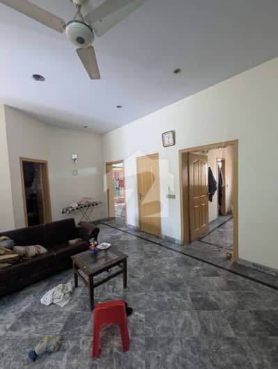 10 MARLA UPPER PORTION FOR RENT IN WAPDA TOWN