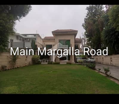 Main Margalla Road House at F-8/2 Main Margalla Road House at F-8/2