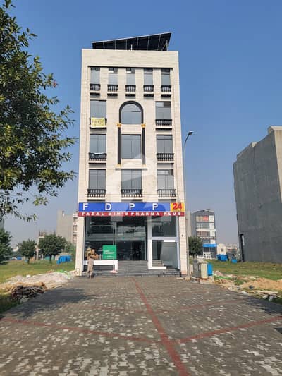 8 Marla Commercial Floor Available for Rent in DHA Phase 9 Town, Lahore