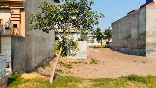 5 Marla Plot for Sale in Tulip Extension Block, Park View City Lahore 5 Marla Plot for Sale in Tulip Extension Block, Park View City Lahore