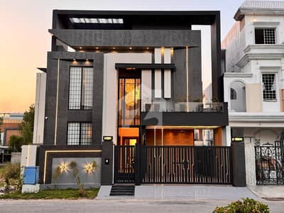 10 Marla Ultra Modern House Available For Sale In Block EE Citi Housing Gujranwala 10 Marla Ultra Modern House Available For Sale In Block EE Citi Housing Gujranwala