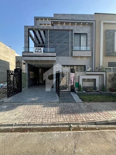 5 Marla Luxury House For Sale In Park View City Lahore