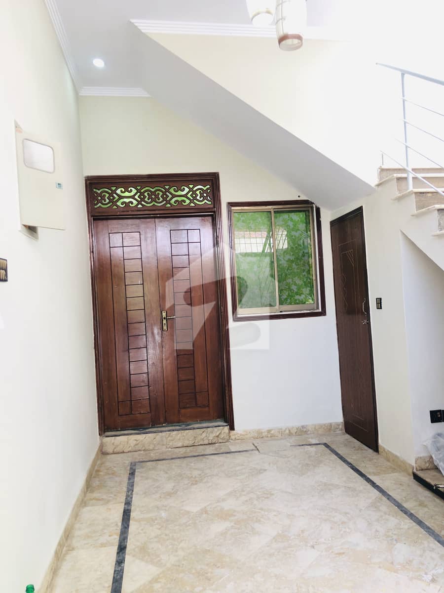 120 sq yard Fully renovated house near to park all utilities are ...