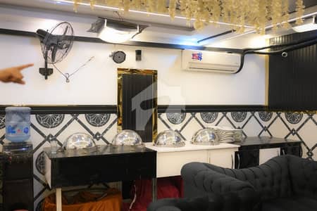 Premium Prime Location 96 Square Feet Shop Is Available For rent In Karachi