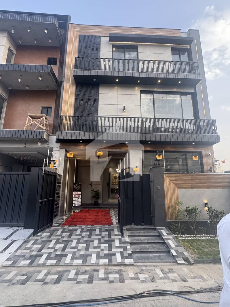 5 Marla House Available For Sale 5 Marla House Available For Sale