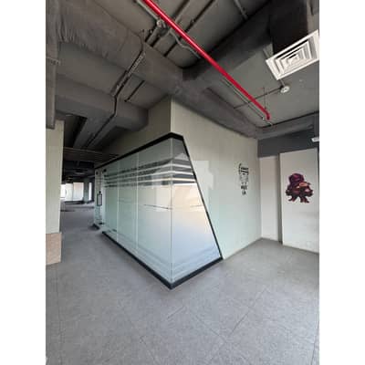 Office 3000 sqf available for rent in Gulberg Main Boulevard road Office 3000 sqf available for rent in Gulberg Main Boulevard road