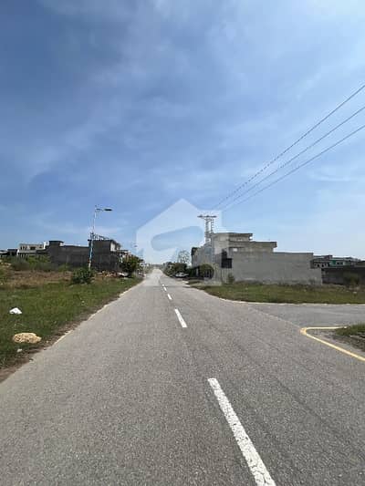 A very ideal location plot for sale