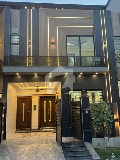 Beautiful house for sale in central park housing society lahore Beautiful house for sale in central park housing society lahore