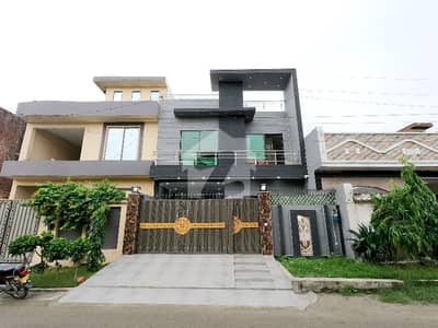 Buying A House In Nawab Town - Block D Lahore Buying A House In Nawab Town - Block D Lahore