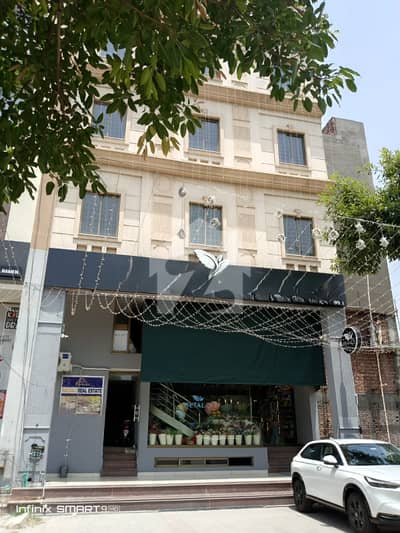 8 Marla Commercial Floor Available For Rent On Prime Location Of Broadway Phase 8 DHA Lahore