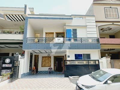 7 Marla Brand New House For Sale