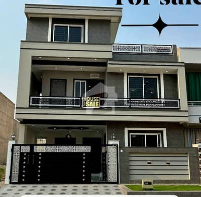 7 Marla Brand New House For Sale