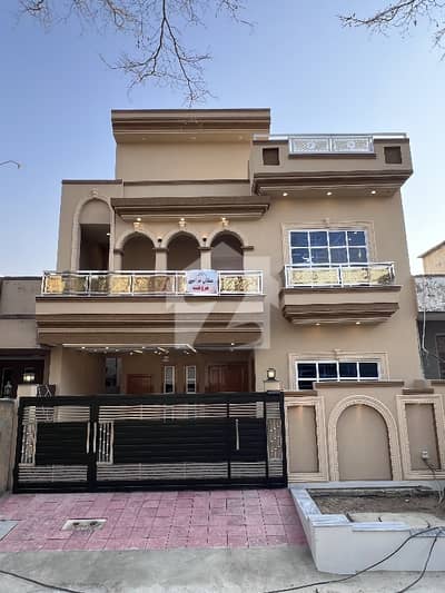 7 Marla Brand New House For Sale