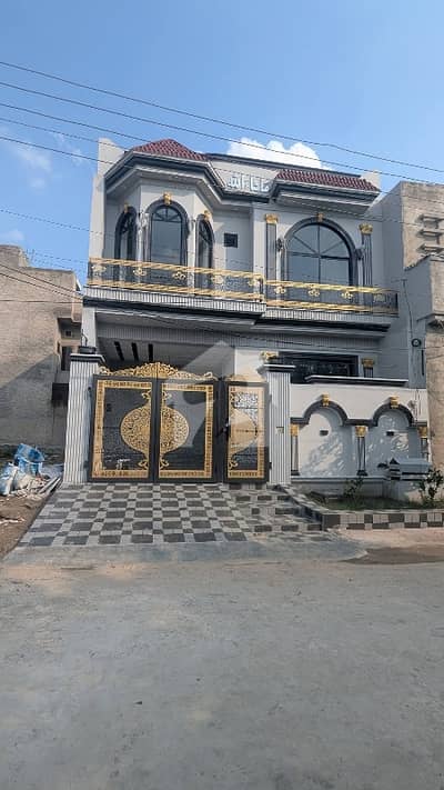 ستیانہ روڈ فیصل آباد میں 4 کمروں کا 5 مرلہ مکان 1.7 کروڑ میں برائے فروخت۔