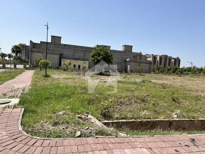 10 Marla Plot For Sale Sector Prime location Sector F