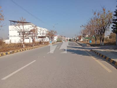 انجنیئرز کوآپریٹو ہاؤسنگ - بلاک کے انجنیئرز کوآپریٹو ہاؤسنگ,ڈی ۔ 18,اسلام آباد میں 1 کنال رہائشی پلاٹ 1.55 کروڑ میں برائے فروخت۔ انجنیئرز کوآپریٹو ہاؤسنگ - بلاک کے انجنیئرز کوآپریٹو ہاؤسنگ,ڈی ۔ 18,اسلام آباد میں 1 کنال رہائشی پلاٹ 1.55 کروڑ میں برائے فروخت۔