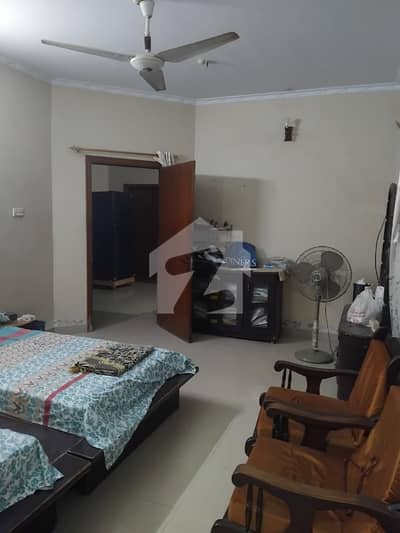 Single Occupancy Furnished Room in Gulshan-e-Iqbal | All Utilities Included, No Hidden Charges