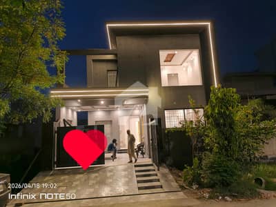 9 MARLA BRAND NEW DOUBLE STOREY HOUSE IN IEP ENGINEERS TOWN - C2 BLOCK