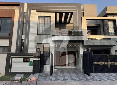 بحریہ ٹاؤن اقبال بلاک بحریہ ٹاؤن سیکٹر ای,بحریہ ٹاؤن,لاہور میں 3 کمروں کا 5 مرلہ مکان 2.45 کروڑ میں برائے فروخت۔ بحریہ ٹاؤن اقبال بلاک بحریہ ٹاؤن سیکٹر ای,بحریہ ٹاؤن,لاہور میں 3 کمروں کا 5 مرلہ مکان 2.45 کروڑ میں برائے فروخت۔