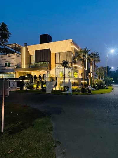 1KANAL BEAUTIFUL LUXURY FURNISHED HOUSE FOR SALE IN DHA LAHORE