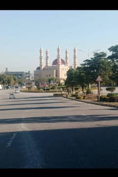 Main Double Road 10Marla Sun Face Solid Land 2Kanal Facing Plot
