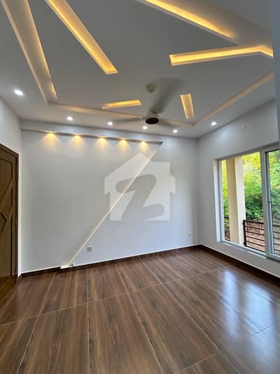 Upper Portion Available For Rent In Bahria Town Phase 7