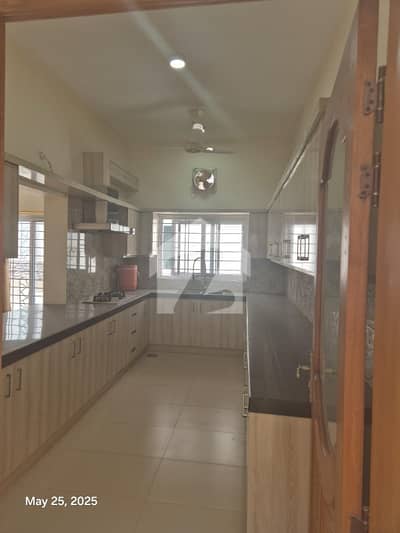 20 Marla Corner Upper Portion Brand New Available For Rent