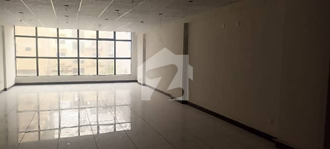جامی کمرشل ایریا ڈی ایچ اے فیز 7,ڈی ایچ اے ڈیفینس,کراچی میں 5 مرلہ Studio دفتر 1.54 لاکھ میں کرایہ پر دستیاب ہے۔ جامی کمرشل ایریا ڈی ایچ اے فیز 7,ڈی ایچ اے ڈیفینس,کراچی میں 5 مرلہ Studio دفتر 1.54 لاکھ میں کرایہ پر دستیاب ہے۔