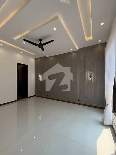 Mumtaz City 8 Marla House For Rent