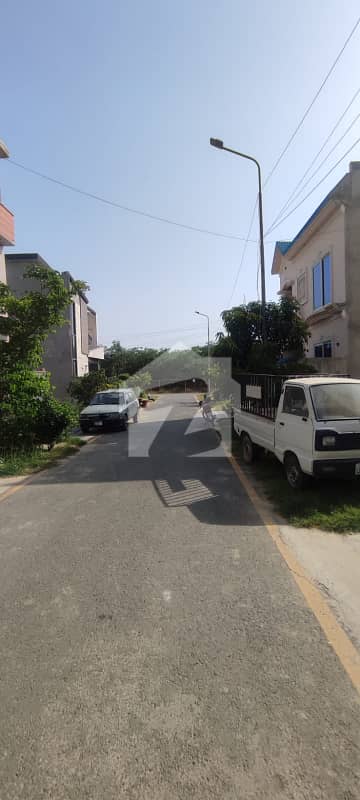 5 Marla Used House For Sale
