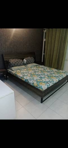 One Bed Flat With All Facilities For Sale
