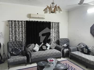 جی ۔ 13/3 جی ۔ 13,اسلام آباد میں 3 کمروں کا 8 مرلہ مکان 4.75 کروڑ میں برائے فروخت۔