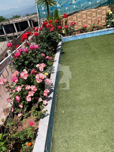 بھوربن مری میں 10 کمروں کا 1 کنال مکان 8.5 کروڑ میں برائے فروخت۔