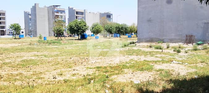 Hot Listing 1 Kanal Plot for Sale in DHA Phase 7 Block W Lahore | Prime Location