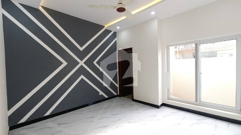 7 Marla House In G-13 For rent 7 Marla House In G-13 For rent