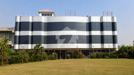 اسلام آباد ایکسپریس وے اسلام آباد میں 7 کنال Studio عمارت 27.0 لاکھ میں کرایہ پر دستیاب ہے۔