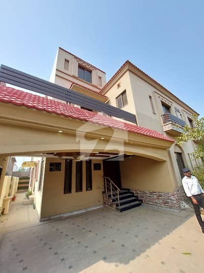 10 Marla Brand New House Available For Rent