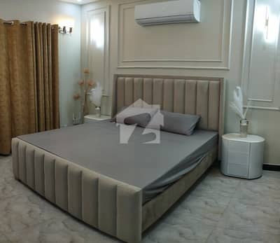 10 Marla Luxury Furnished House For Rent In Bahria Town Lahore Hot Location