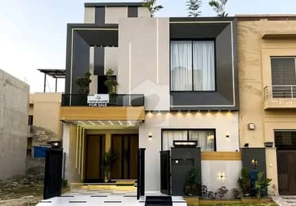 5 Marla House For Rent In BB Block Bahria Town Lahore