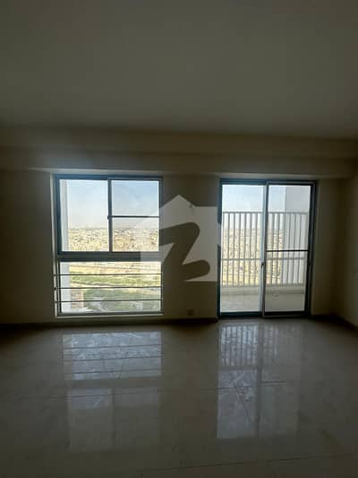 3 Bed Flat DD With Storage, Pool, Parking, Stand By Generator