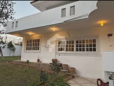 BANGALOW FOR RENT DHA PHASE 5  OFF KHIYABAN E BADBAN