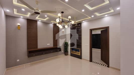 10 Marla Brand New Luxury Non Furnished Full House For Rent IN Bahria Town Lahore