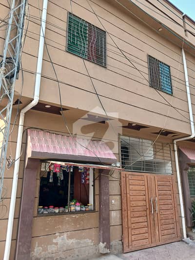 آفیسر کالونی میسرائل روڈ,راولپنڈی میں 4 کمروں کا 2 مرلہ مکان 75.0 لاکھ میں برائے فروخت۔