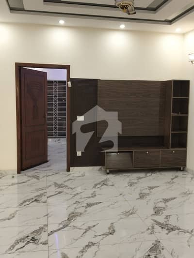 10 Marla Brand New Beautiful Upper Portion Available For Rent In Bahria Town Lahore