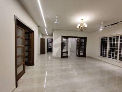 Elegant Brand New 5 Bedrooms House Available For Rent in F-10