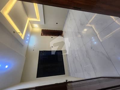 5 Marla Double Storey Lavish House Available For Rent 5 Marla Double Storey Lavish House Available For Rent